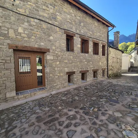 Apartamento Ruraltena Piedrafita de Jaca